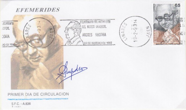 El sello fue emitido el 21 de febrero de 1993, da del nacimiento de Andrs Segovia y como antesala de la exposicin filatlica Homenaje a Andrs Segovia. Su tema principal fue la msica. Se expusieron programas, carteles, entradas, fotografas y dems documentos acompaados de diversos discos de vinilo y objetos. Todo ello se enmarcaba como uno de los actos que conmemoraban el nacimiento de Andrs Segovia. El sobre que est matasellado con el rodillo de propaganda del centenario, lleva la fecha de puesta en circulacin del sello. Est firmado por el autor del sello de Pablo Sampedro, grabador de la F.N.M.T.